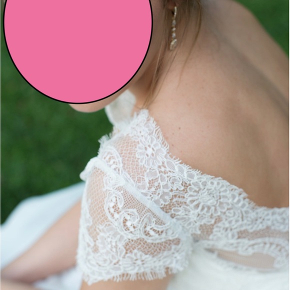 Timeless Wedding Dress - Picture 4 of 4